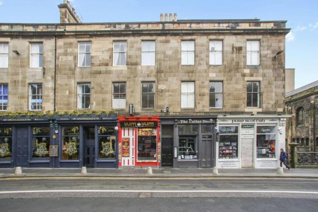 George IV Bridge - Superbly Located 3 Bedroom! Edinburgh Bagian luar foto