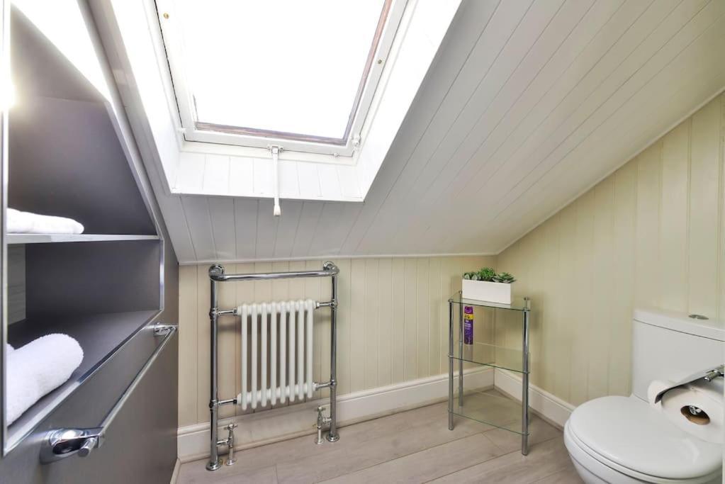George IV Bridge - Superbly Located 3 Bedroom! Edinburgh Bagian luar foto